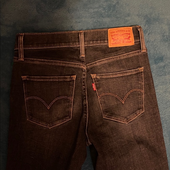 Levi’s - Picture 4 of 4